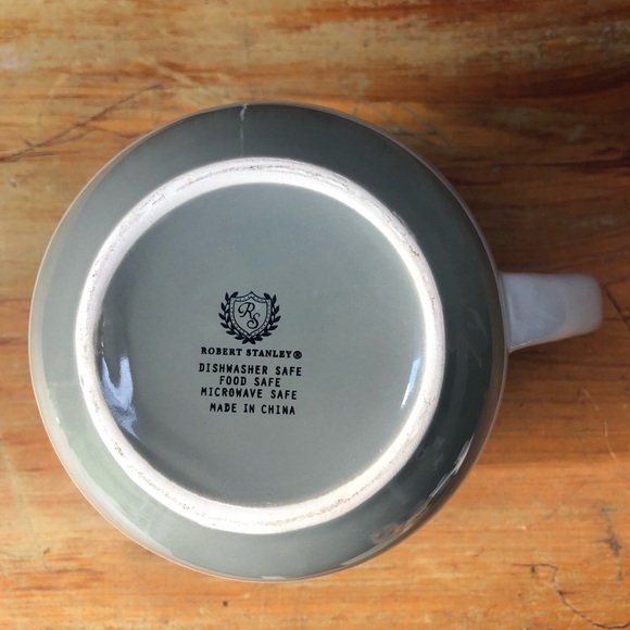 Robert Stanley Football Food Friends 2 Tone Grey Oversized Coffee Mug 24oz - Picture 6 of 6